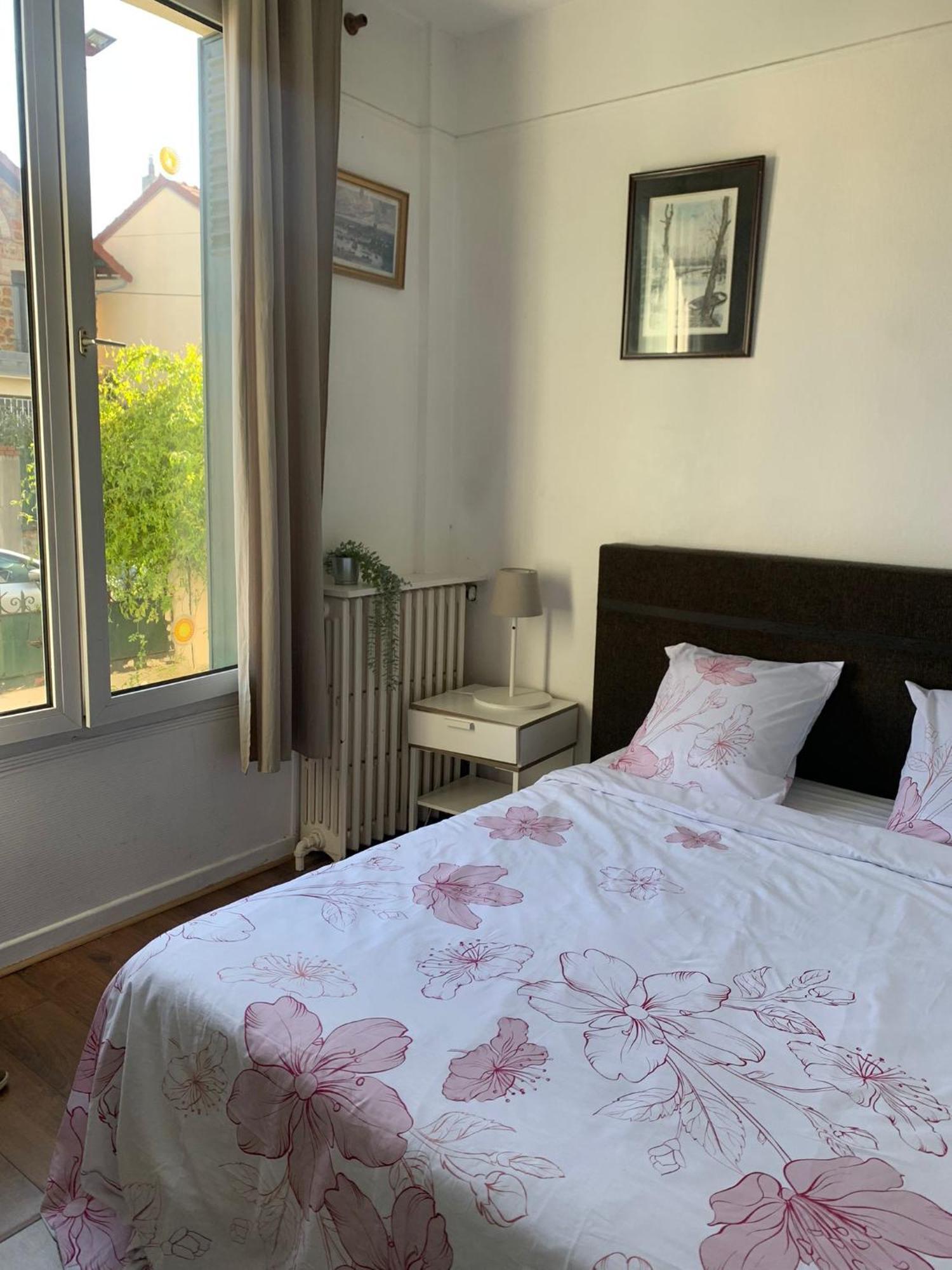 Grand Appartement Avec Terrasse & Jardin A 5 Minutes De Paris Cachan Exterior photo